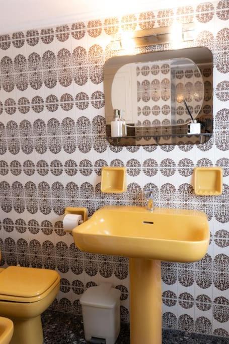 Saffron Apartment In Central Athene Buitenkant foto